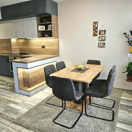 Beachside In The Center #2 Apartman