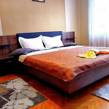 Διαμέρισμα Beachside In The Center #2 *